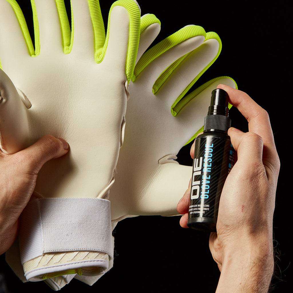 Mini Glove Rescue Spray Goalkeeper Glove Wash One Glove